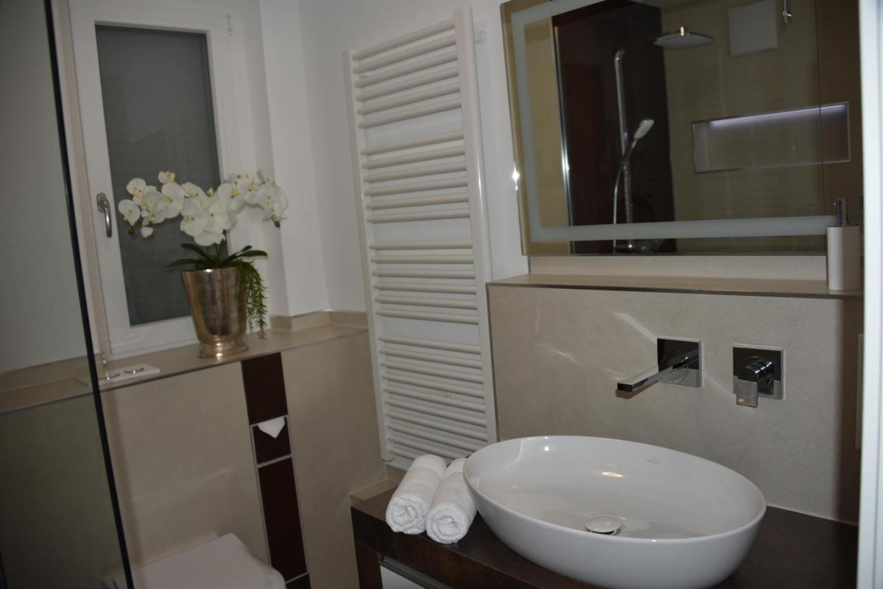 Antike & Modern Deluxe 2 Mit Terrasse Διαμέρισμα Leipheim Εξωτερικό φωτογραφία